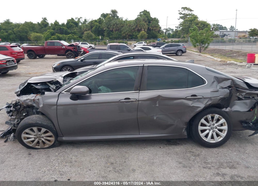 2020 TOYOTA CAMRY LE VIN: 4T1C11AK0LU971055