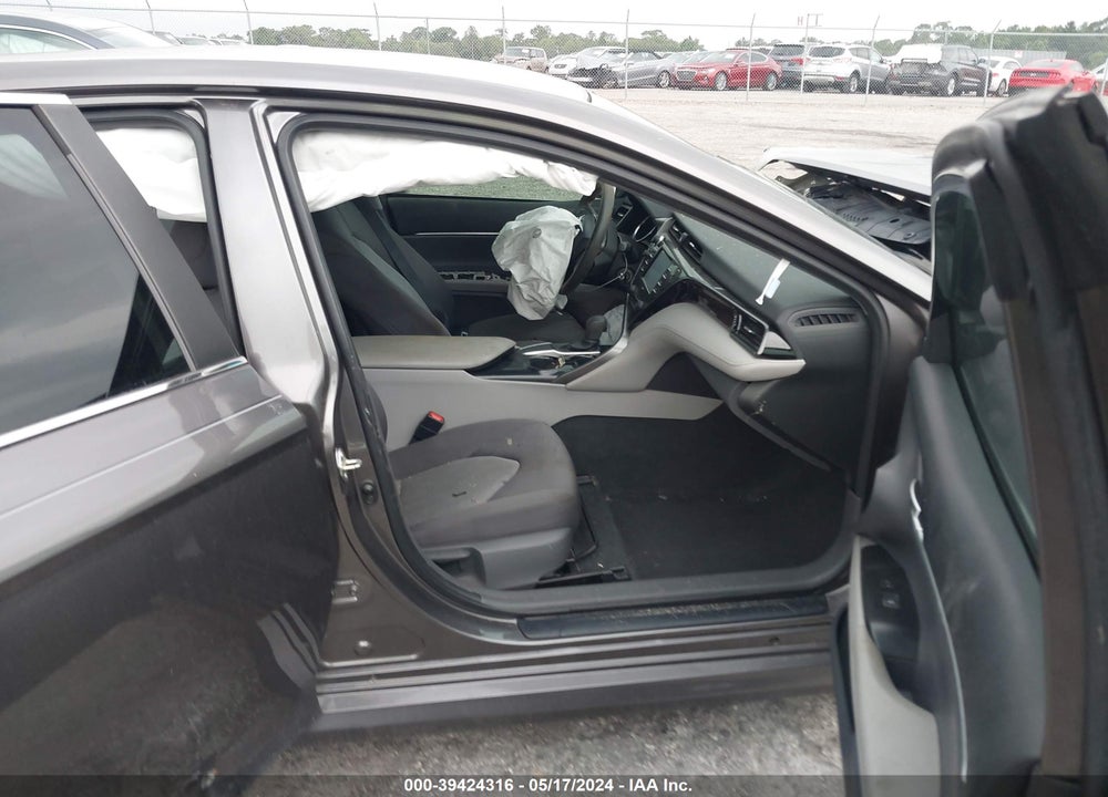 2020 TOYOTA CAMRY LE VIN: 4T1C11AK0LU971055