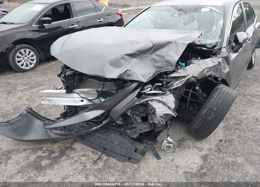 2020 TOYOTA CAMRY LE VIN: 4T1C11AK0LU971055