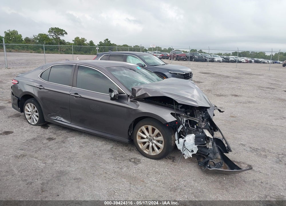 2020 TOYOTA CAMRY LE VIN: 4T1C11AK0LU971055