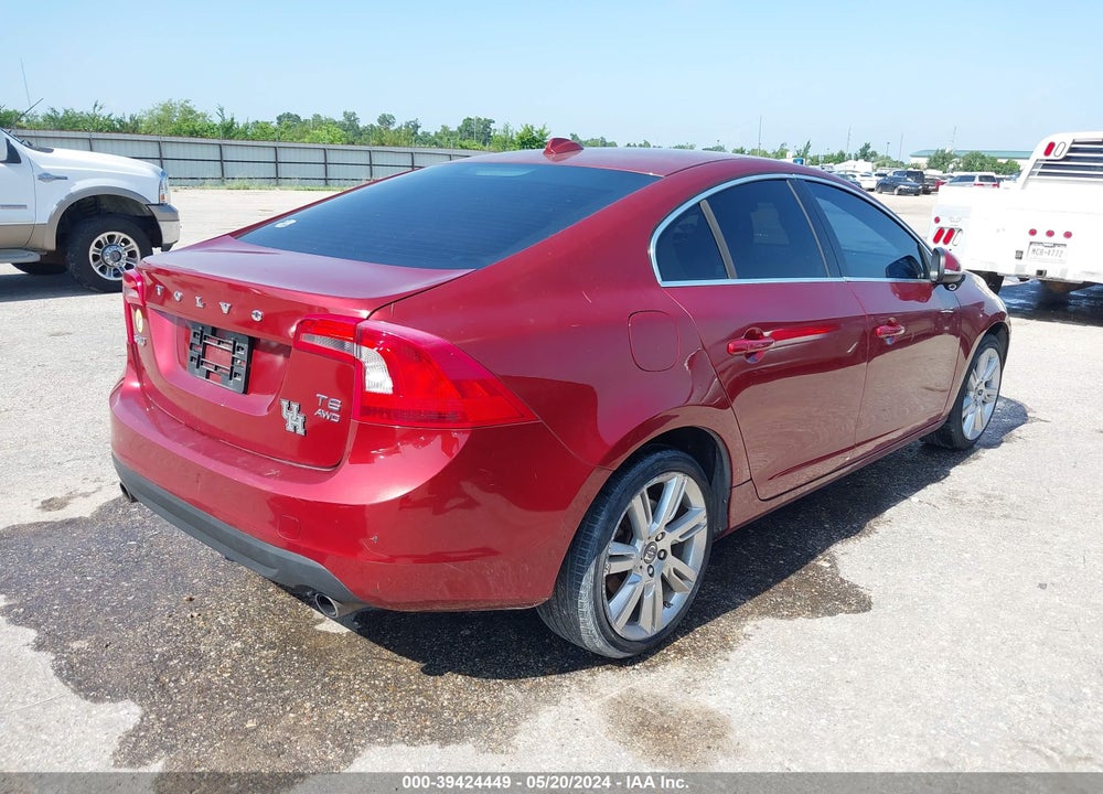 2011 VOLVO S60 VIN: YV1902FH1B2010912
