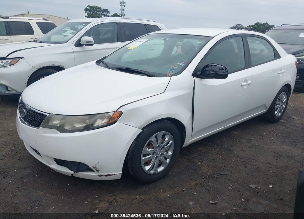 2011 KIA FORTE EX VIN: KNAFU4A20B5381230