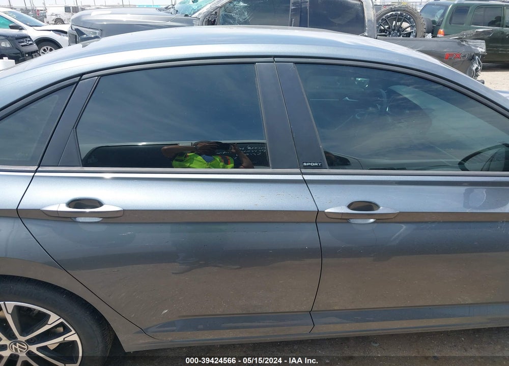 2023 VOLKSWAGEN JETTA 1.5T SPORT VIN: 3VWBM7BU3PM031687