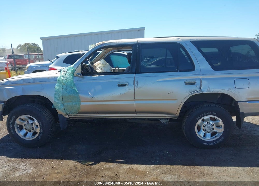 2002 TOYOTA 4RUNNER SR5 V6 VIN: JT3HN86RX20375636
