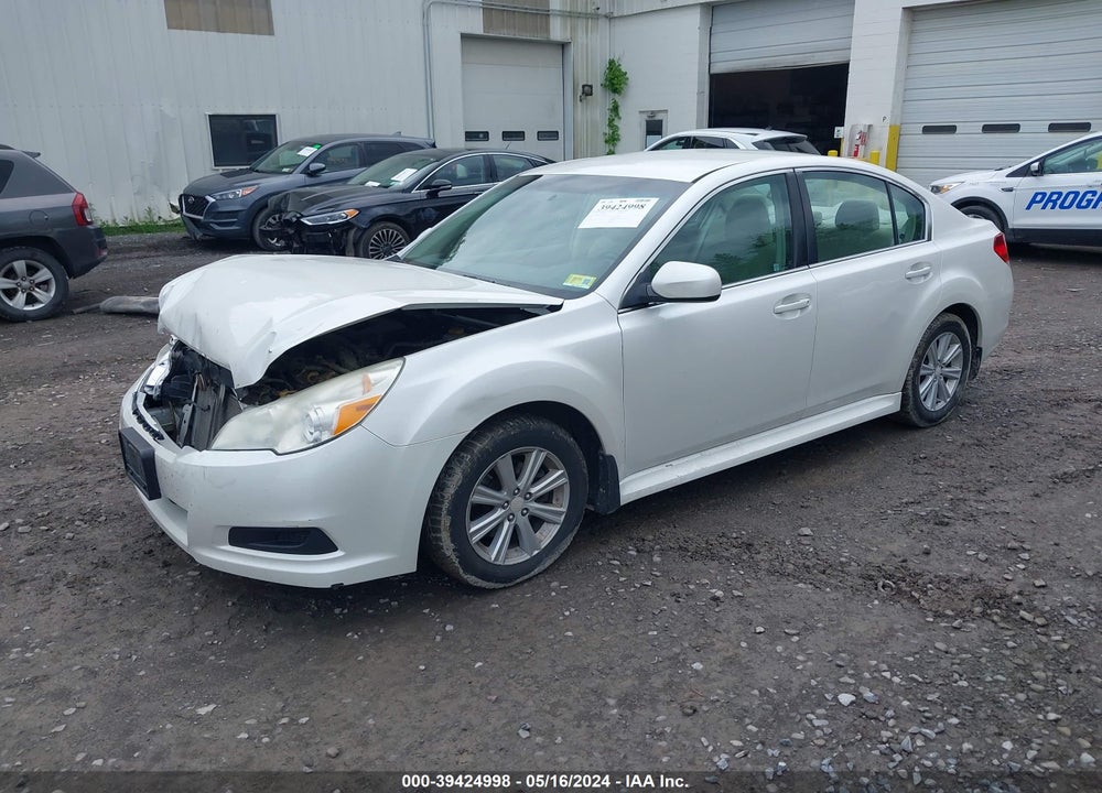 2011 SUBARU LEGACY 2.5I PREMIUM VIN: 4S3BMBC63B3227869