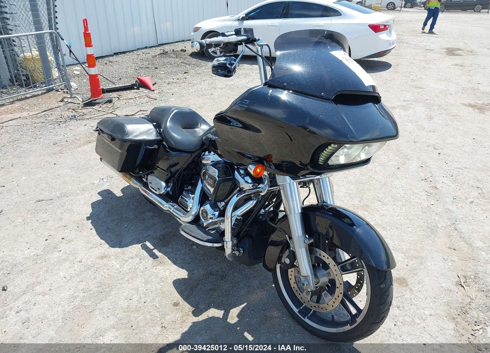 2019 HARLEY-DAVIDSON FLTRX VIN: 1HD1KHC14KB624262