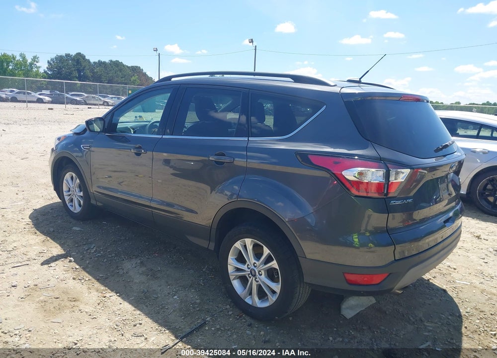 2018 FORD ESCAPE SE VIN: 1FMCU9GD1JUC83982