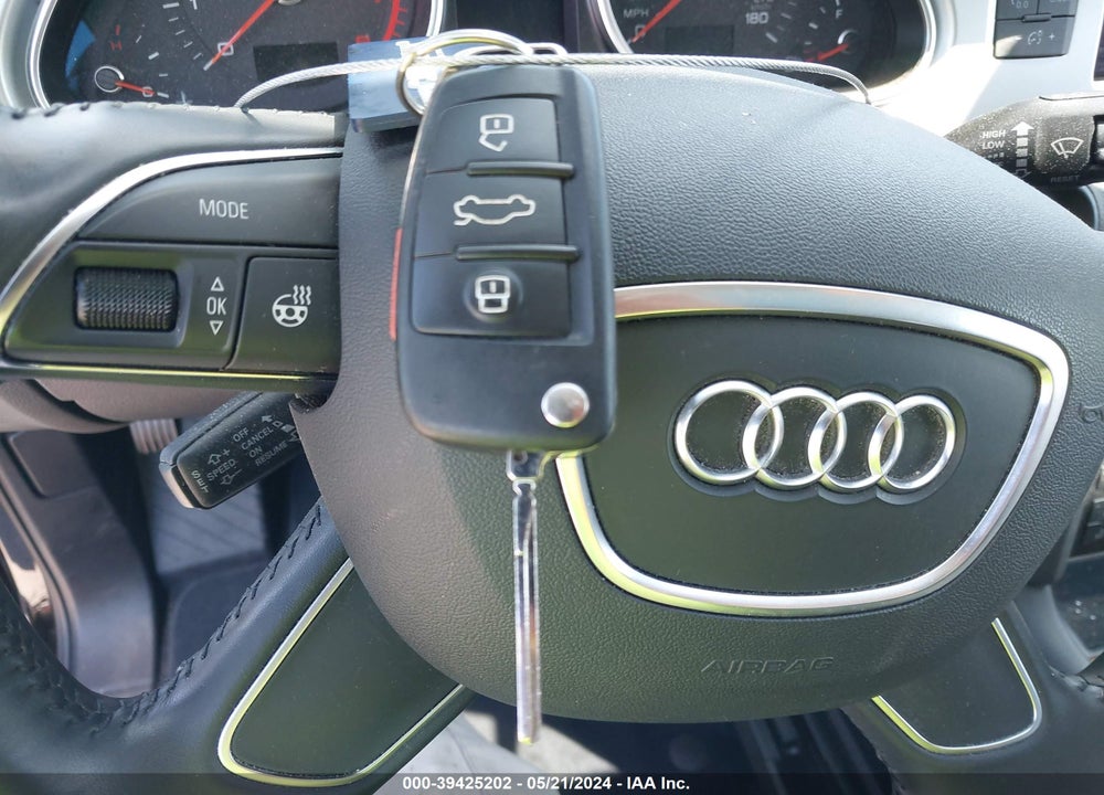 2014 AUDI Q7 3.0T S LINE PRESTIGE VIN: WA1DGAFE1ED001819