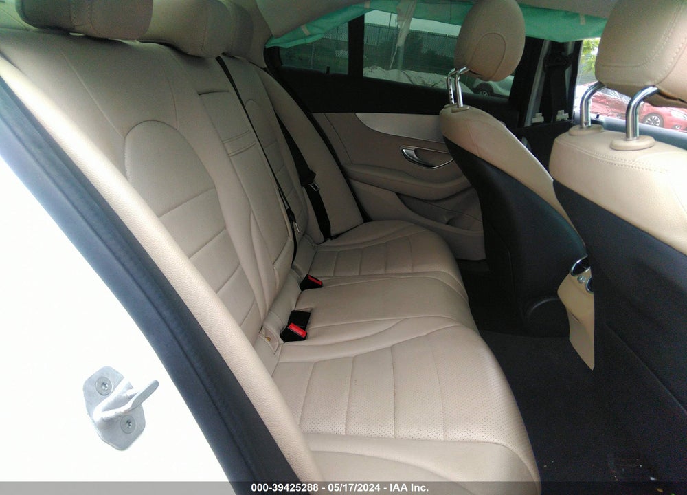 2016 MERCEDES-BENZ C 300 LUXURY/SPORT VIN: 55SWF4JB9GU150392