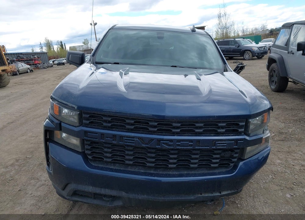 2021 CHEVROLET SILVERADO 1500 4WD DOUBLE CAB STANDARD BED CUSTOM VIN: 1GCRYBEK2MZ110538