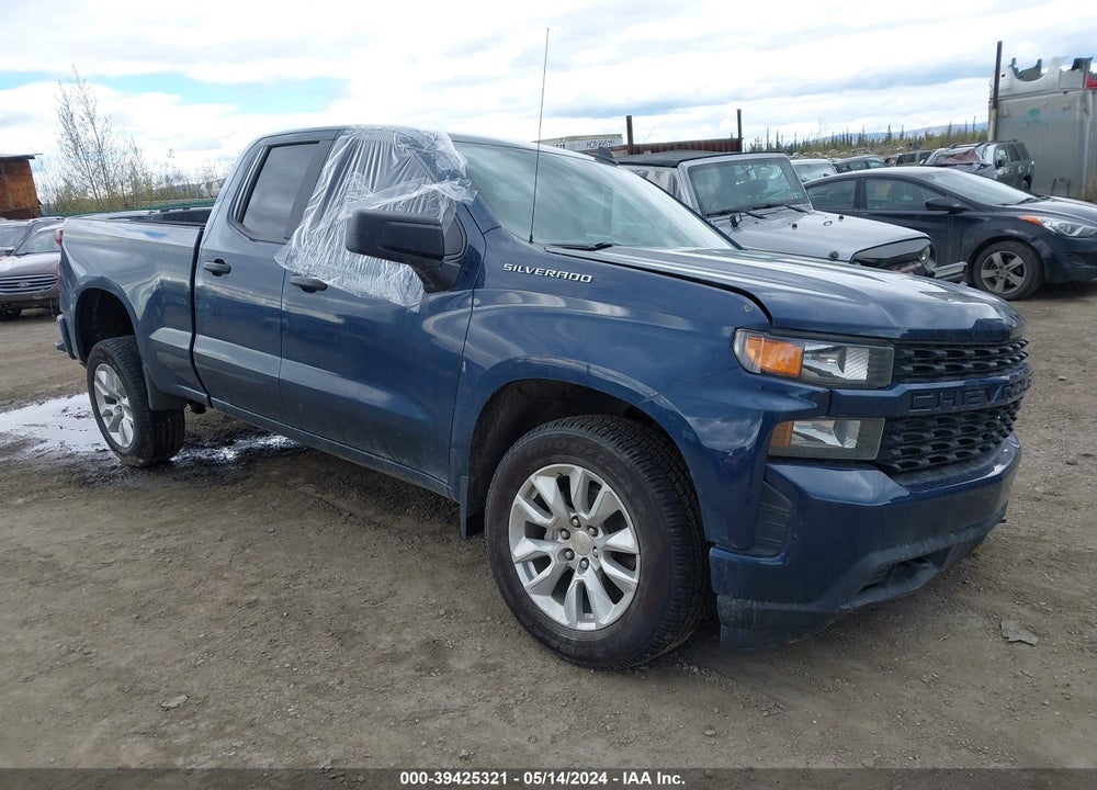 2021 CHEVROLET SILVERADO 1500 4WD DOUBLE CAB STANDARD BED CUSTOM VIN: 1GCRYBEK2MZ110538
