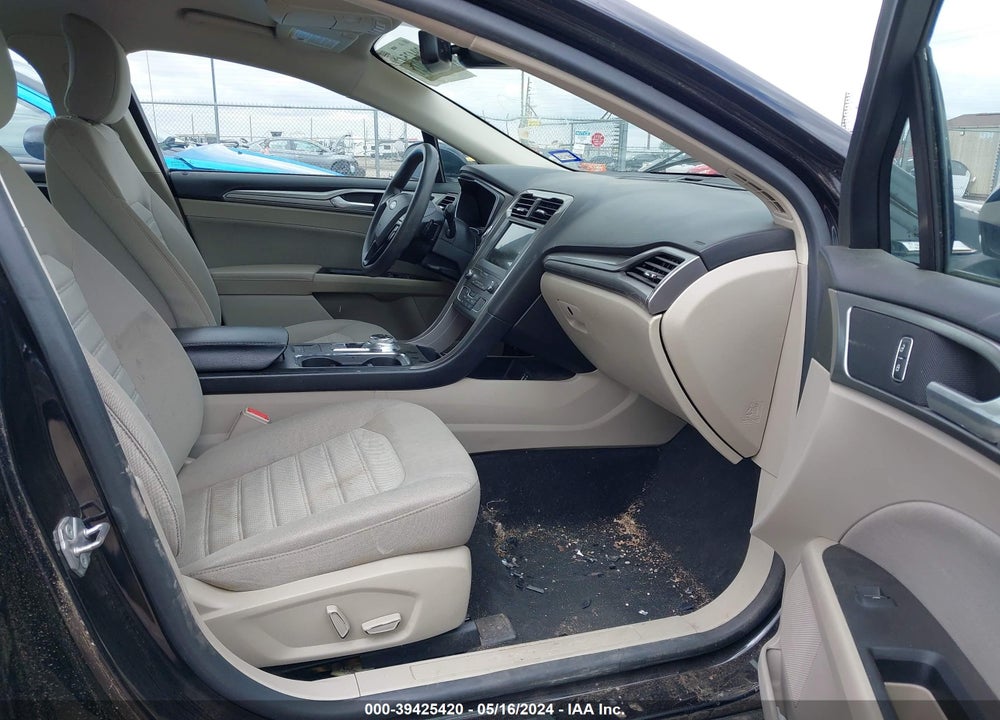 2019 FORD FUSION SE VIN: 3FA6P0HD6KR275944