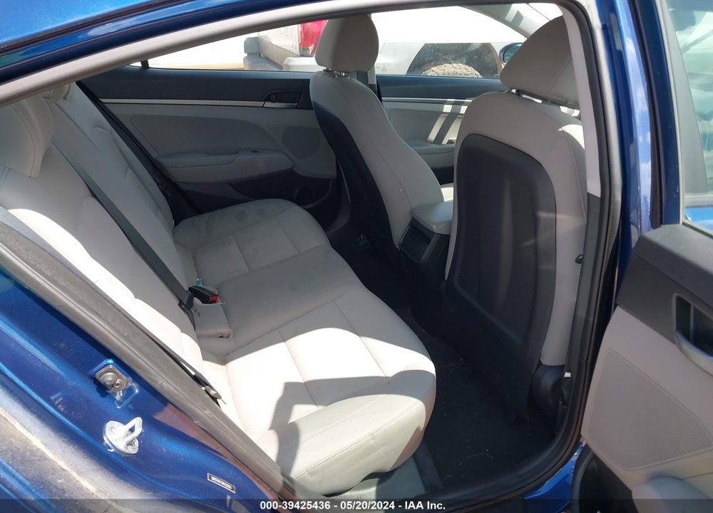 2017 HYUNDAI ELANTRA SE VIN: 5NPD74LF3HH125853