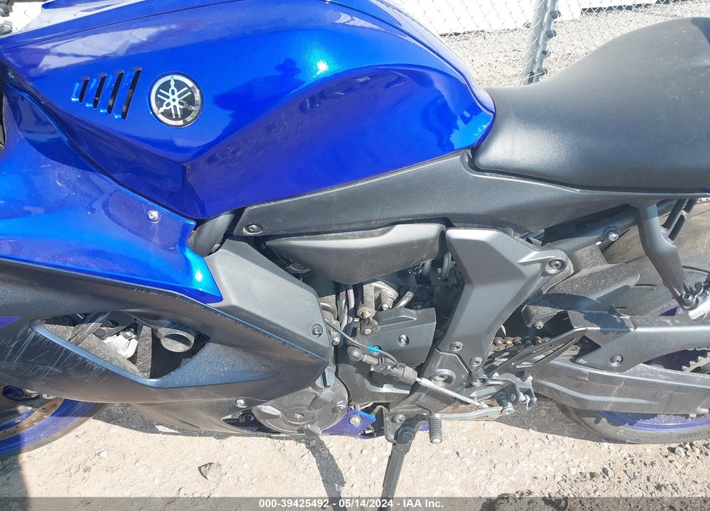 2023 YAMAHA YZFR7 VIN: JYARM38EXPA005901