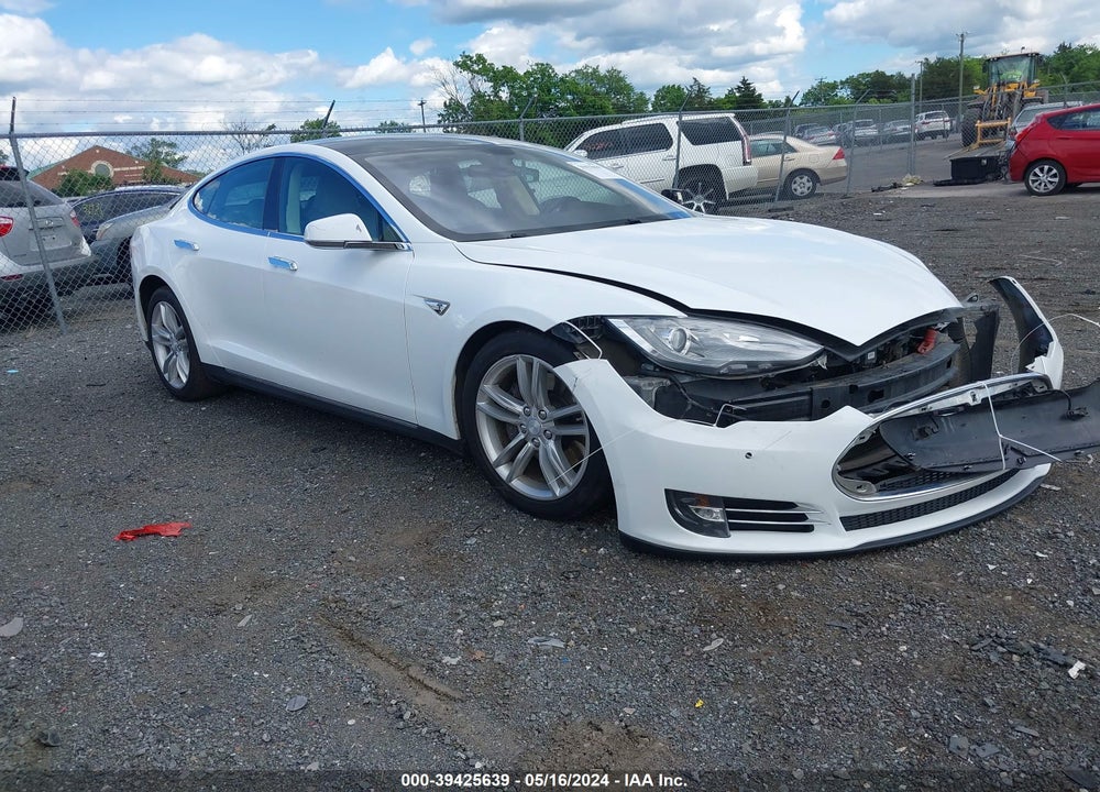 2013 TESLA MODEL S VIN: 5YJSA1DNXDFP18907