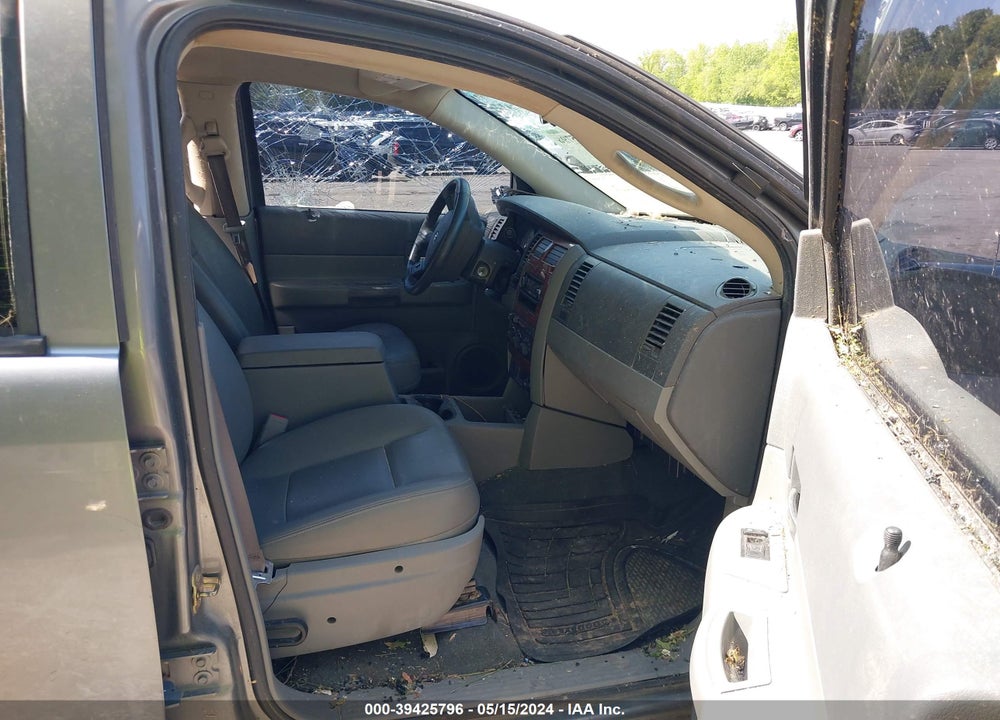 2005 DODGE DURANGO SLT VIN: 1D4HB48N45F560695