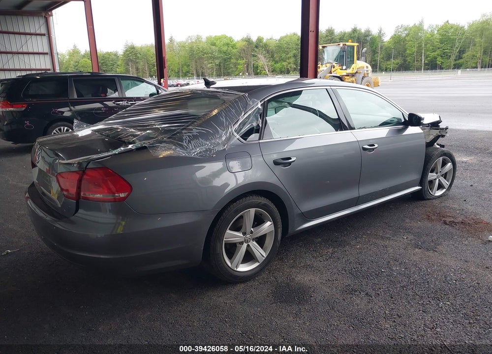 2015 VOLKSWAGEN PASSAT 1.8T LIMITED EDITION VIN: 1VWAT7A30FC105414