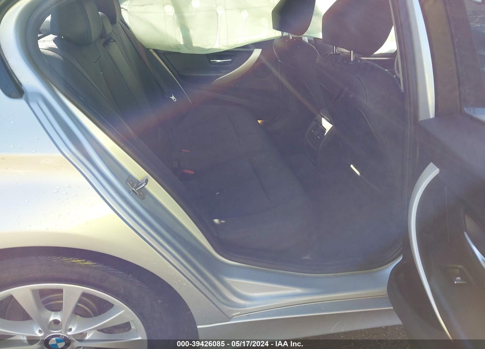 2018 BMW 320I VIN: WBA8A9C59JK622675
