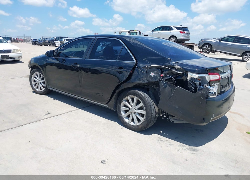 2014 TOYOTA CAMRY XLE VIN: 4T4BF1FKXER347455