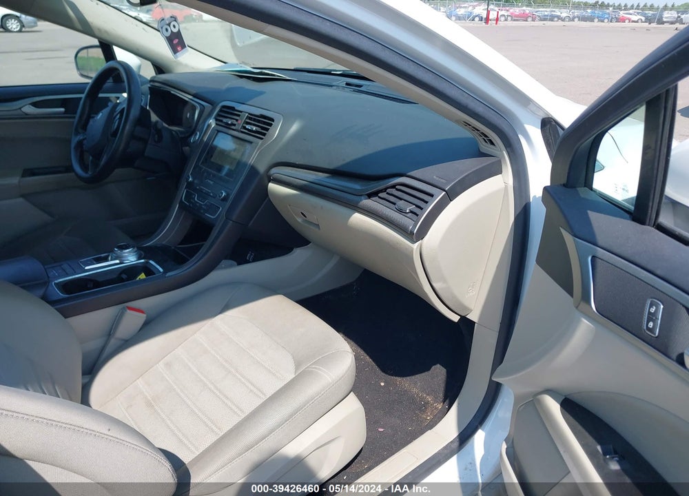 2020 FORD FUSION SE VIN: 3FA6P0HD6LR122370