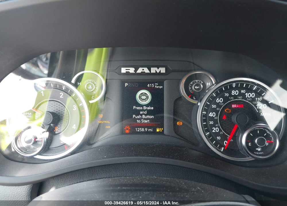 2024 RAM 3500 TRADESMAN  4X4 8' BOX VIN: 3C63RRGL6RG183895