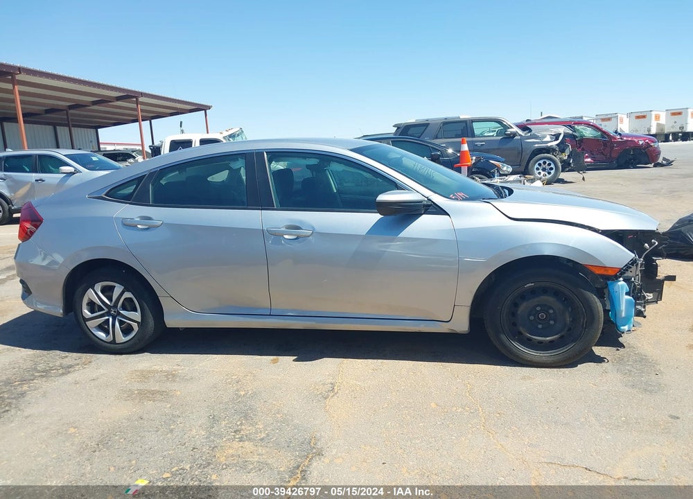 2018 HONDA CIVIC LX VIN: 2HGFC2F5XJH590139
