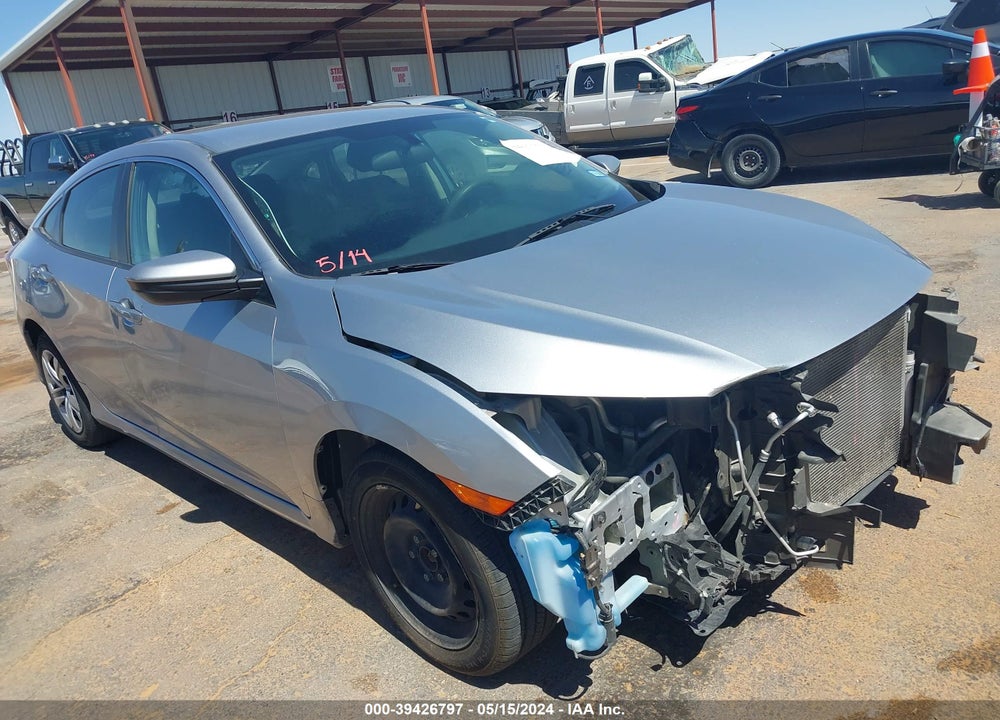 2018 HONDA CIVIC LX VIN: 2HGFC2F5XJH590139