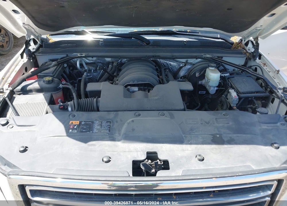 2015 GMC YUKON XL 1500 VIN: 1GKS2HKC5FR708813