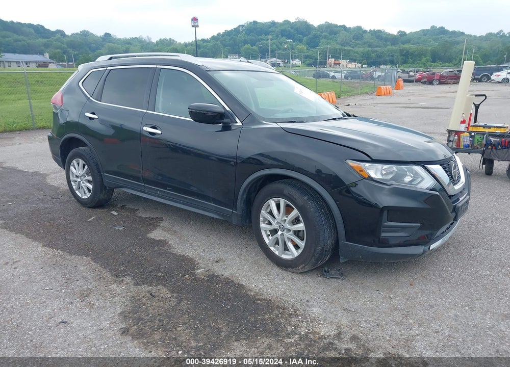 2018 NISSAN ROGUE SV VIN: KNMAT2MV1JP501744
