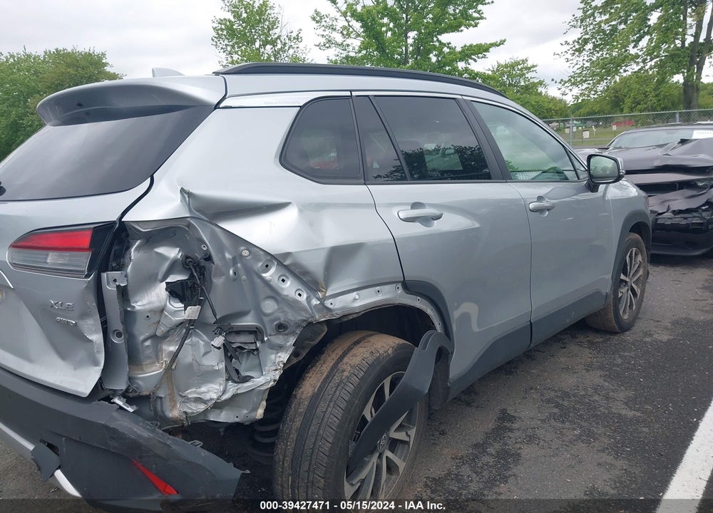 2022 TOYOTA COROLLA CROSS XLE VIN: 7MUEAABG8NV022549