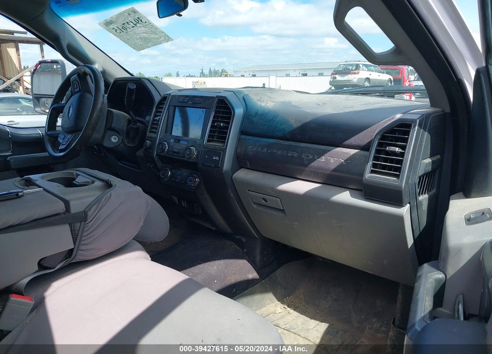 2019 FORD F-350 XLT VIN: 1FT8X3BT8KED37934
