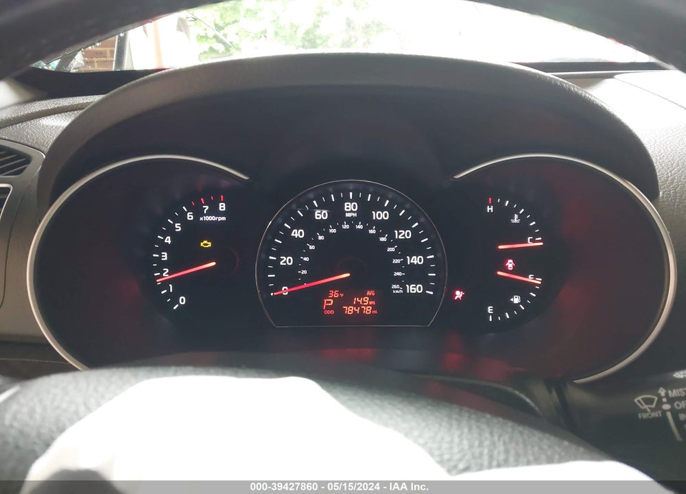 2015 KIA SORENTO LX VIN: 5XYKTCA64FG652305