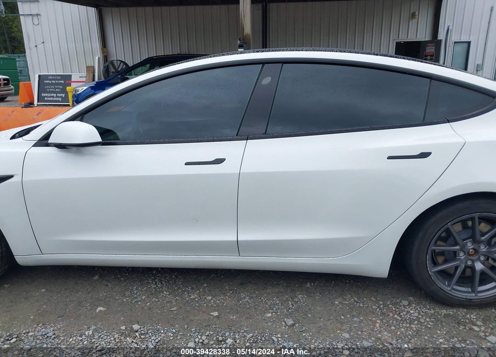 2021 TESLA MODEL 3 STANDARD RANGE PLUS REAR-WHEEL DRIVE VIN: 5YJ3E1EA1MF086027
