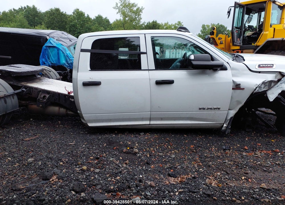 2021 RAM 3500 CHASSIS TRADESMAN/SLT/LAIE/LIMITED VIN: 3C7WRTCL3MG673246