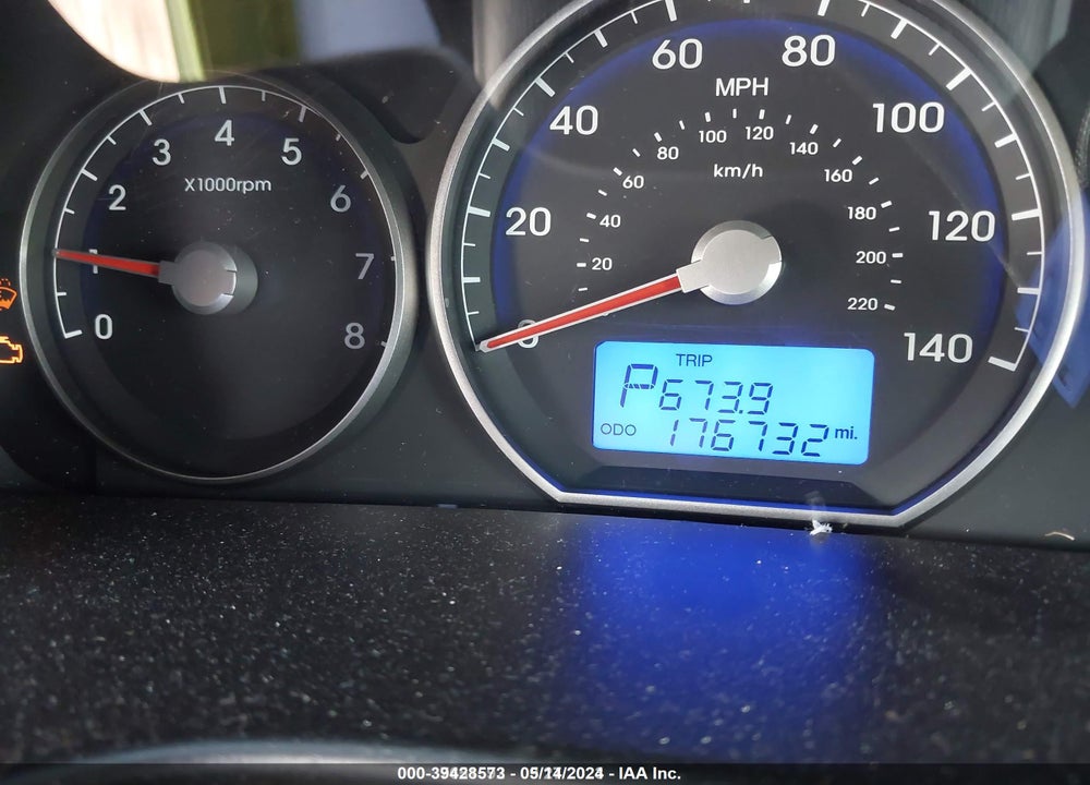 2012 HYUNDAI SANTA FE GLS VIN: 5XYZG3AB0CG142402