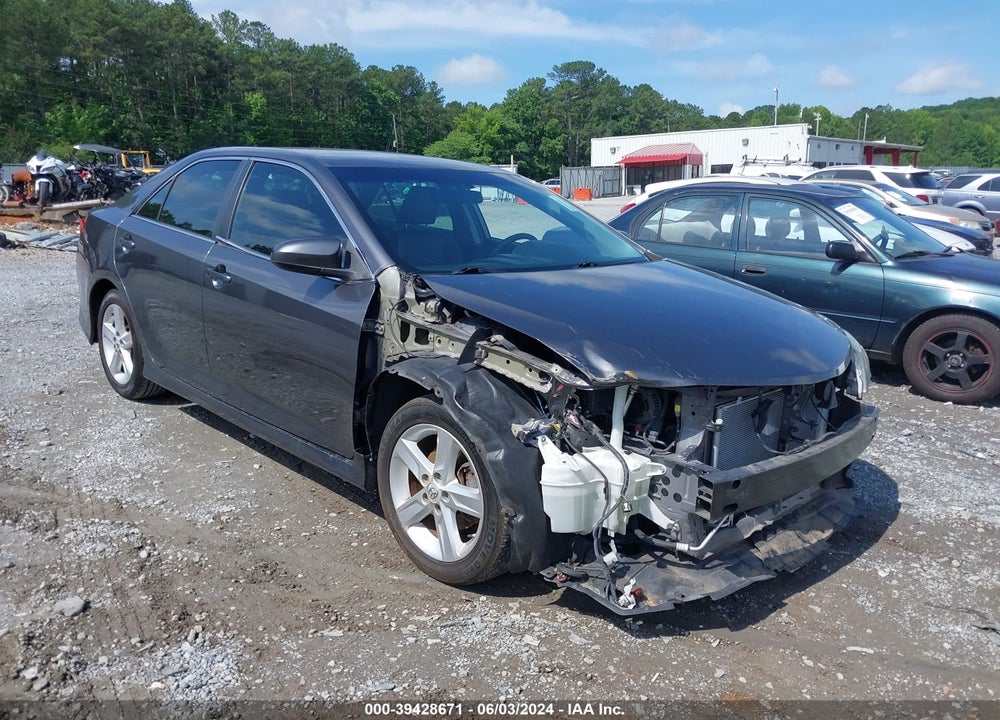 2013 TOYOTA CAMRY SE VIN: 4T1BF1FK3DU227411