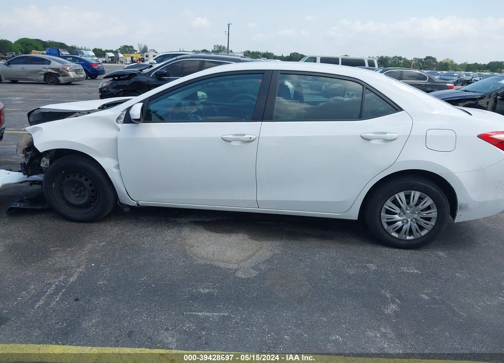 2019 TOYOTA COROLLA L VIN: 2T1BURHE8KC210100