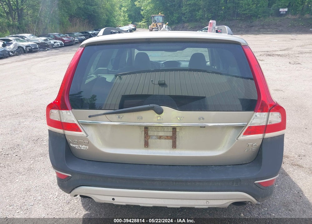 2015 VOLVO XC70 T6 VIN: YV4902NK7F1222788