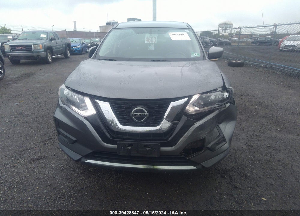2018 NISSAN ROGUE S VIN: KNMAT2MV1JP572507