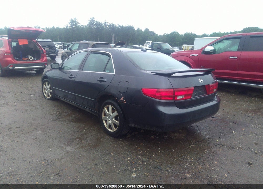 2005 HONDA ACCORD 3.0 EX VIN: 1HGCM66805A056718