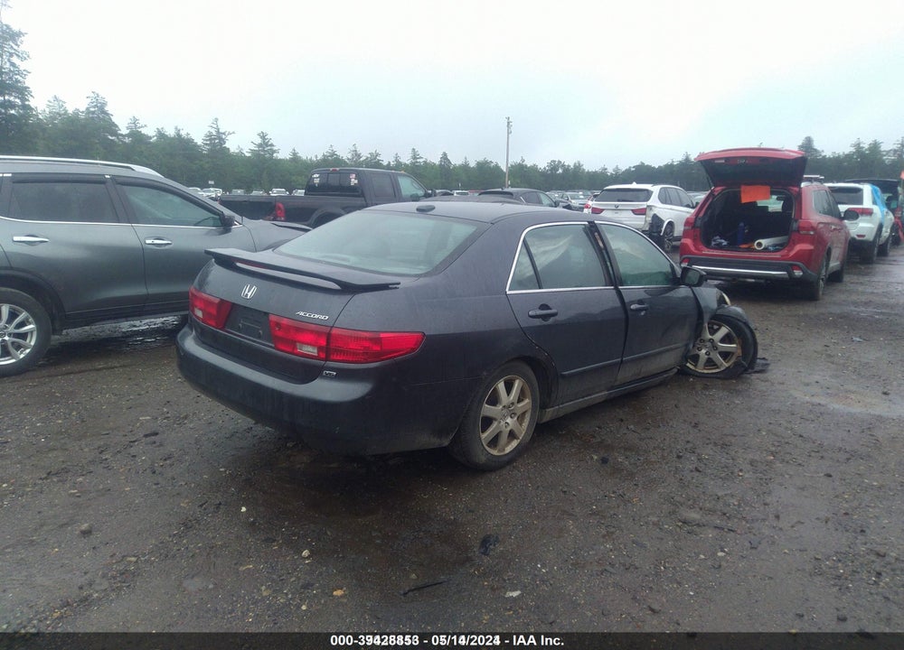 2005 HONDA ACCORD 3.0 EX VIN: 1HGCM66805A056718