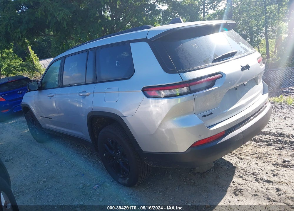 2024 JEEP GRAND CHEROKEE L ALTITUDE 4X4 VIN: 1C4RJKAG6R8507673