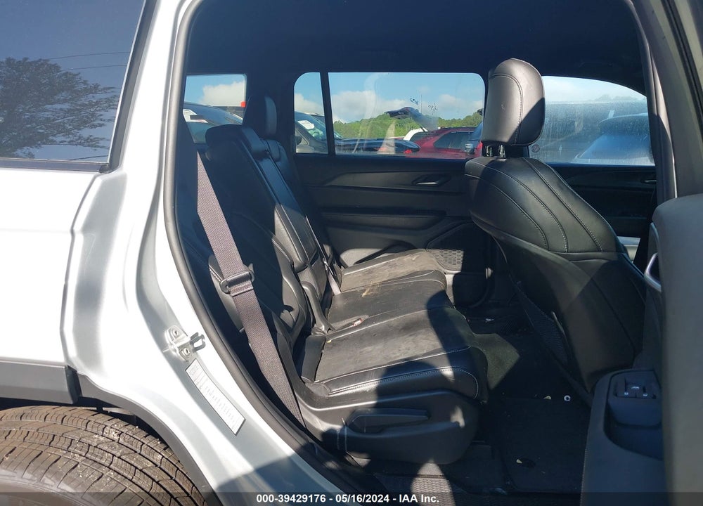 2024 JEEP GRAND CHEROKEE L ALTITUDE 4X4 VIN: 1C4RJKAG6R8507673