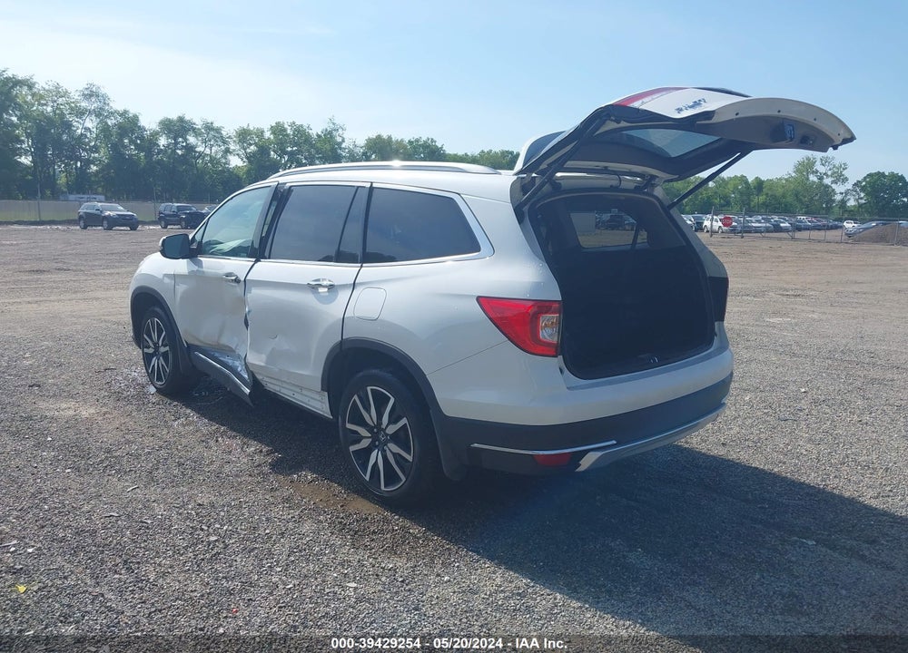 2022 HONDA PILOT AWD TOURING 7 PASSENGER VIN: 5FNYF6H66NB086453