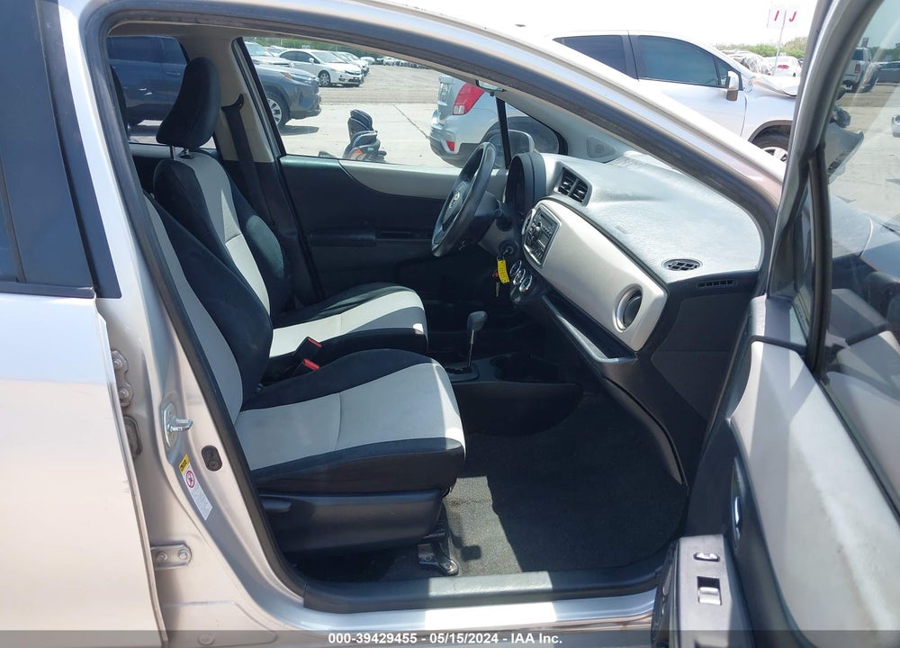 2012 TOYOTA YARIS LE VIN: JTDKTUD38CD536932