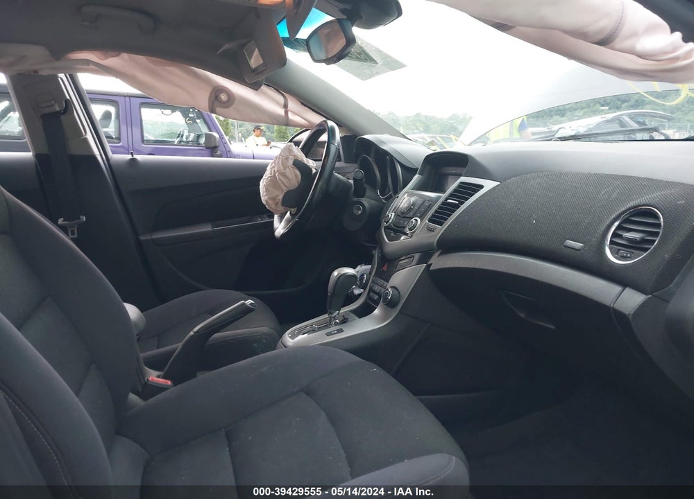 2014 CHEVROLET CRUZE 1LT AUTO VIN: 1G1PC5SB6E7329262