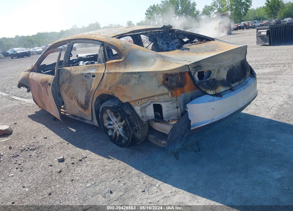 2018 CHEVROLET MALIBU LT VIN: 1G1ZD5ST1JF175140