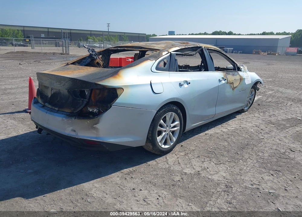 2018 CHEVROLET MALIBU LT VIN: 1G1ZD5ST1JF175140