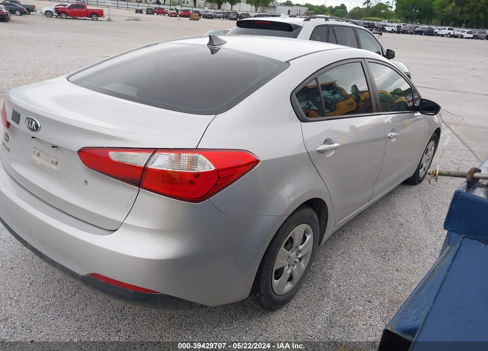 2015 KIA FORTE LX VIN: KNAFK4A61F5342077