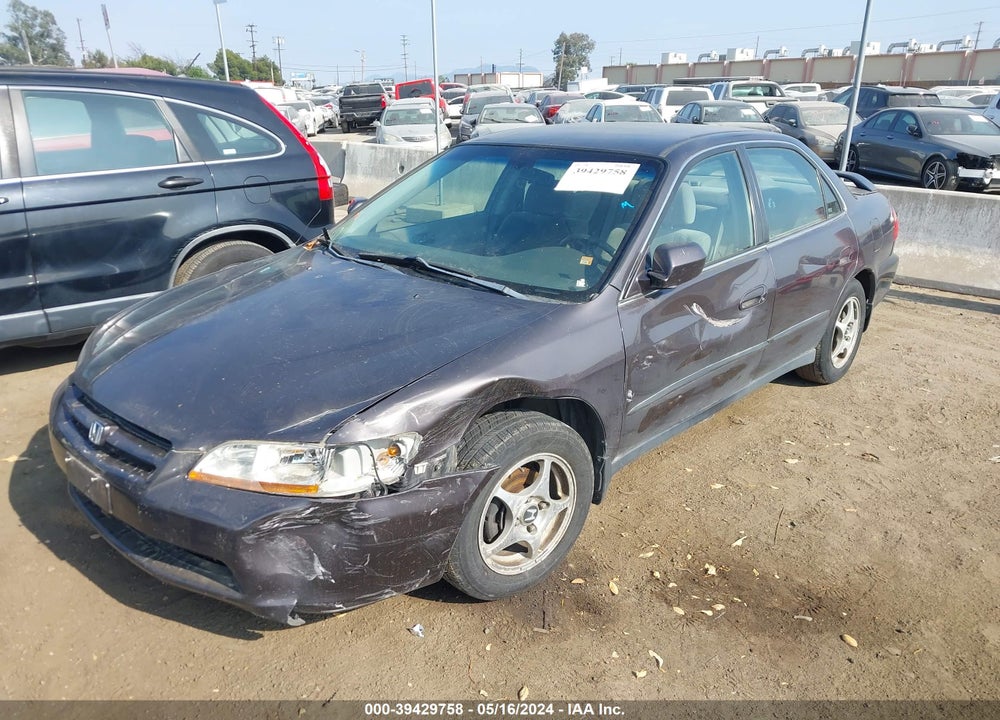 1999 HONDA ACCORD LX VIN: JHMCG5645XC031042